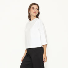 Muat gambar ke penampil Galeri, Rodeo - Grazella Tshirt - White