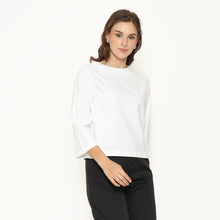 Muat gambar ke penampil Galeri, Rodeo - Grazella Tshirt - White