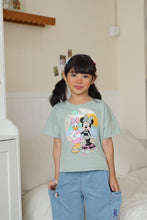 Muat gambar ke penampil Galeri, Kaos Anak Perempuan Hijau/ Girls T-Shirt Green/ Daisy Duck Holiday Vibes