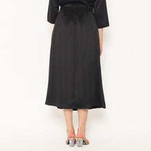 Muat gambar ke penampil Galeri, Rodeo - Rok Wanita - Achiera Long Skirt - Black