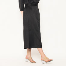 Muat gambar ke penampil Galeri, Rodeo - Rok Wanita - Achiera Long Skirt - Black